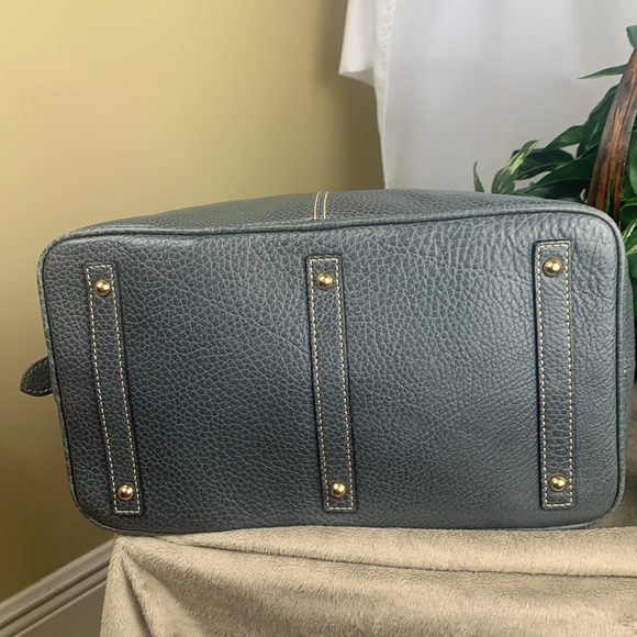 ❌TRADED
Dooney & Bourke Gray Pebbled Genuine Leather Purse Handbag - Picture 8 of 16